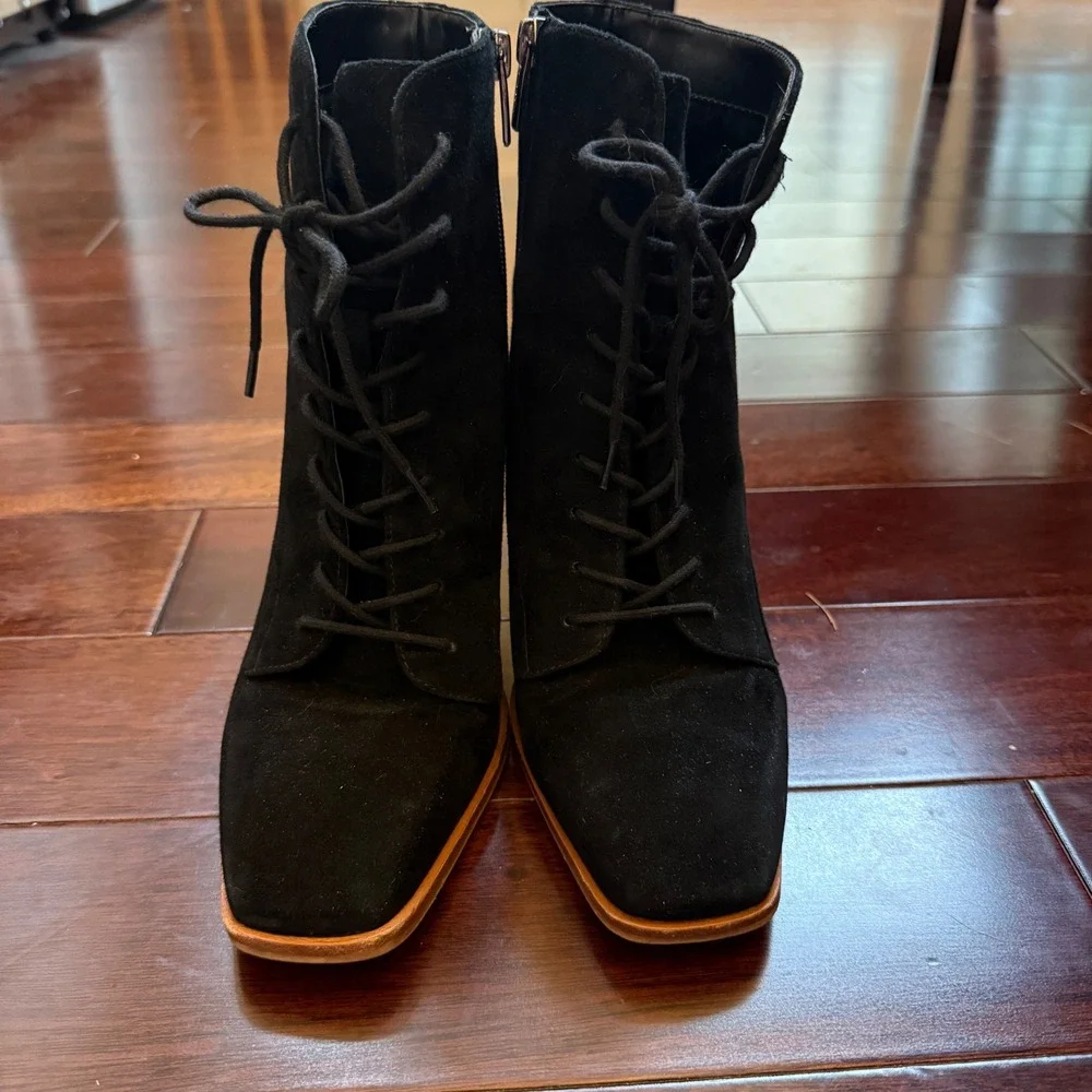 Vince Camuto Dreveri Lace Up Bootie Black Sz 10 Whimsigoth Goth‎ Witchy Boho